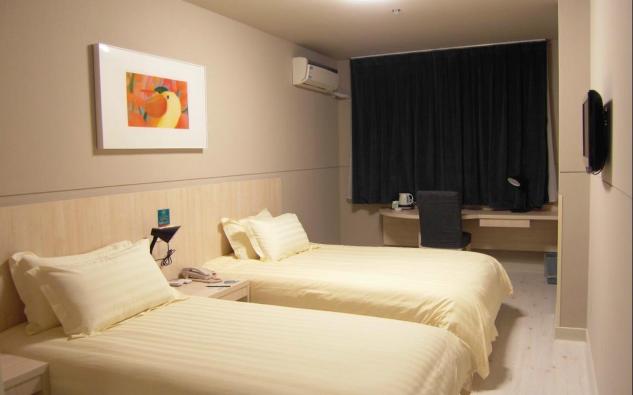 Jinjiang Inn Shenyang North Railway Station Huigong Square Bagian luar foto